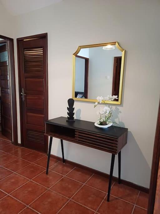 Roomy & Patio - 2 Bedroom Flat Порто Екстериор снимка
