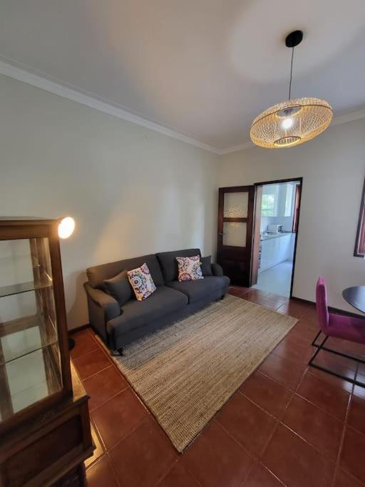 Roomy & Patio - 2 Bedroom Flat Порто Екстериор снимка